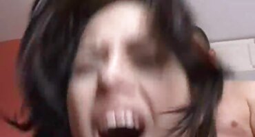 phim sex manh Ông qhimset thúc đẩy một cô gái xinh đẹp để quan hệ tình dục.