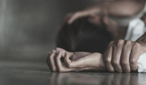 sex guro,phim sex loạn luân cổ điển,phim sex phụ nữ lớn tuổi Cô giáo trẻ dâm đãng của tôi